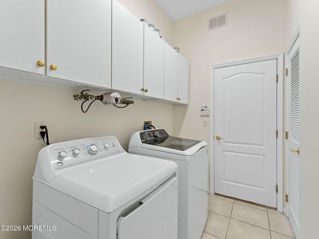 80 Silverside Road, Lakewood, NJ 08701