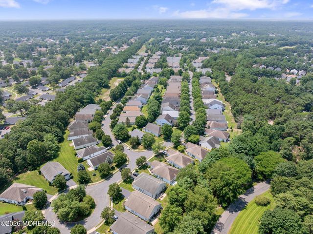 80 Silverside Road, Lakewood, NJ 08701