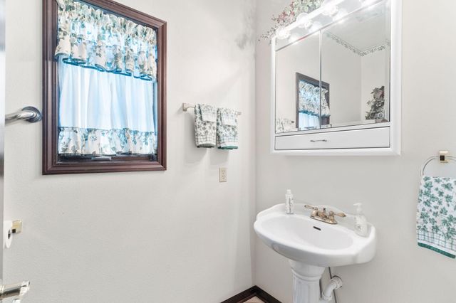 3160 Johns Ford Road, Rogersville, MO 65742