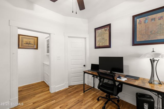 712 W Court Avenue, Las Cruces, NM 88005