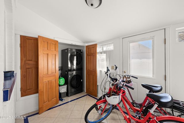 712 W Court Avenue, Las Cruces, NM 88005