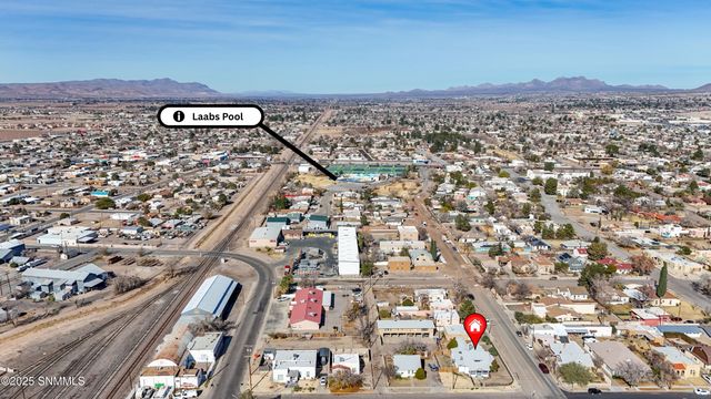 712 W Court Avenue, Las Cruces, NM 88005