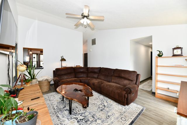 7055 Lesta Court, Indianapolis, IN 46217