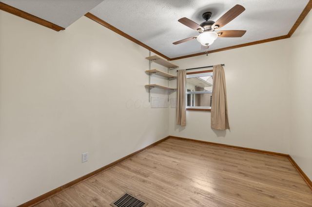 319 W South Street, Worthington, OH 43085