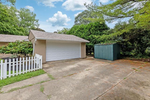 319 W South Street, Worthington, OH 43085