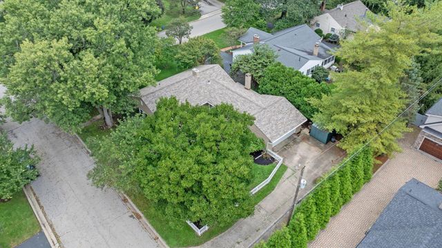 319 W South Street, Worthington, OH 43085