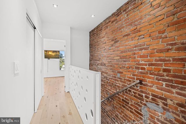 619 10TH ST NE, Washington, DC 20002