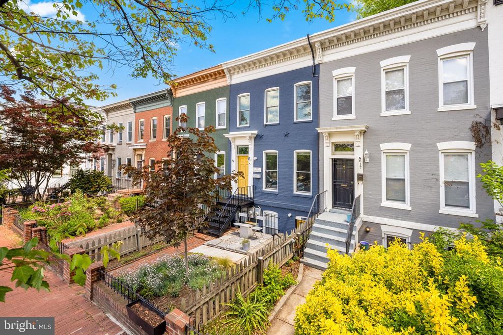 619 10TH ST NE, Washington, DC 20002