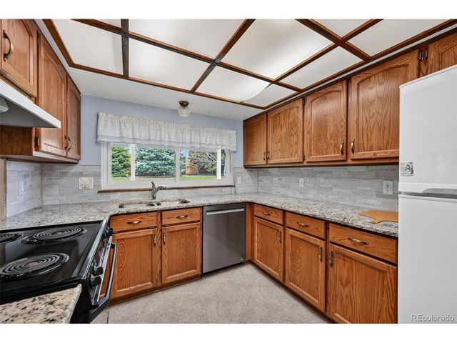 7827 S Newland St, Littleton, CO 80128