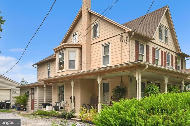 153 S JACKSON ST, Strasburg, PA 17579