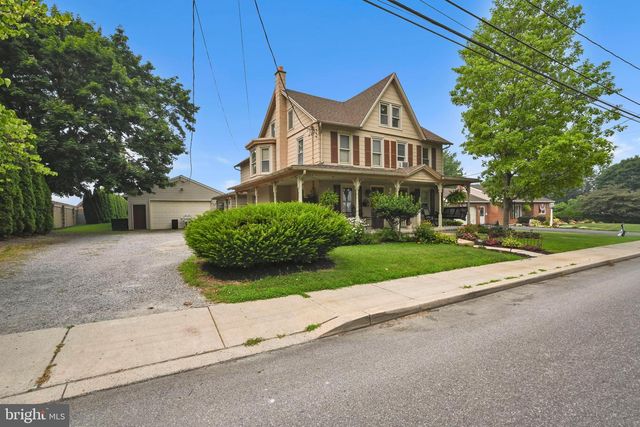 153 S JACKSON ST, Strasburg, PA 17579