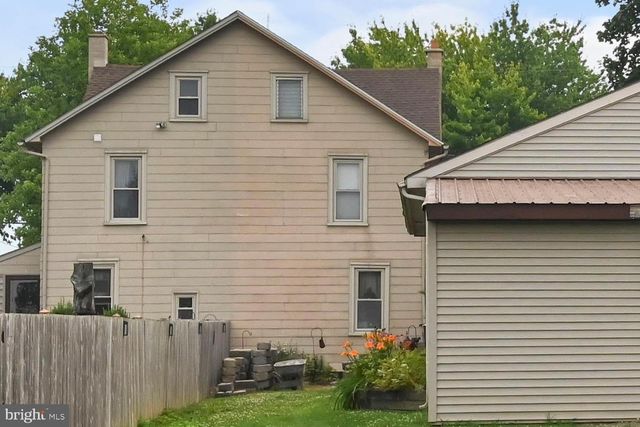 153 S JACKSON ST, Strasburg, PA 17579