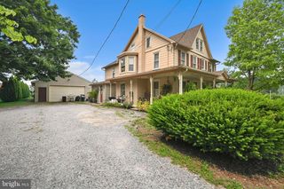 153 S JACKSON ST, Strasburg, PA 17579