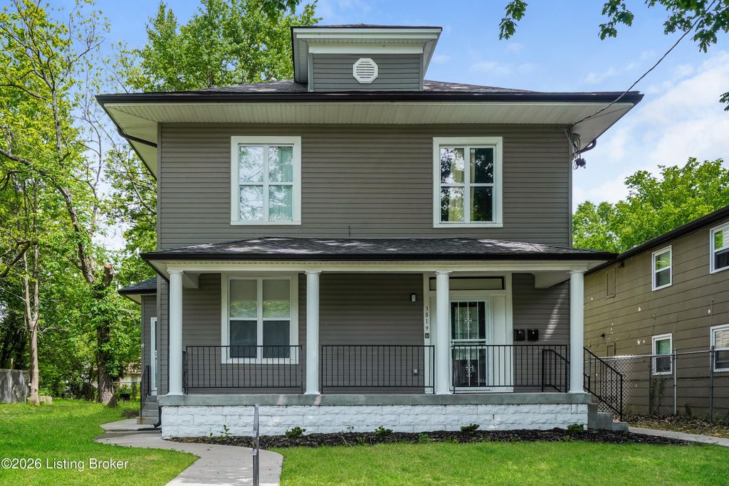 3819 River Park Dr, Louisville, KY 40211