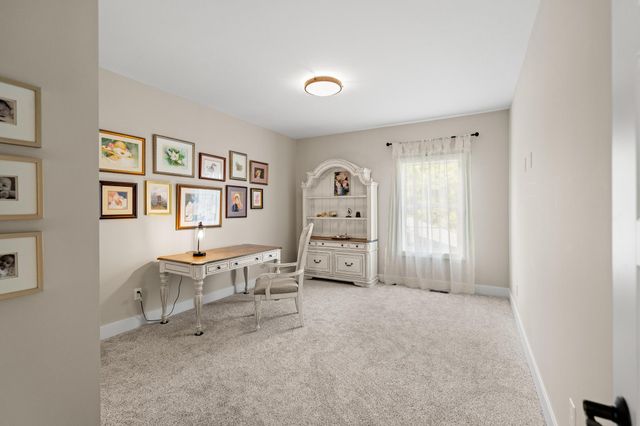 1077 Walburg Avenue, Villa Hills, KY 41017
