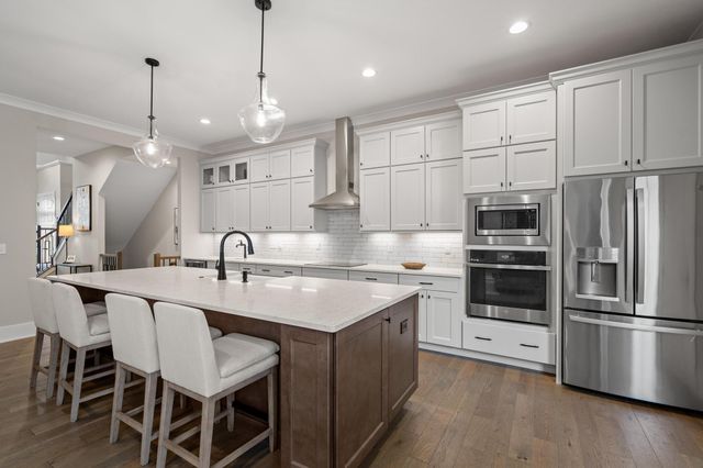 1077 Walburg Avenue, Villa Hills, KY 41017