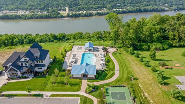 1077 Walburg Avenue, Villa Hills, KY 41017