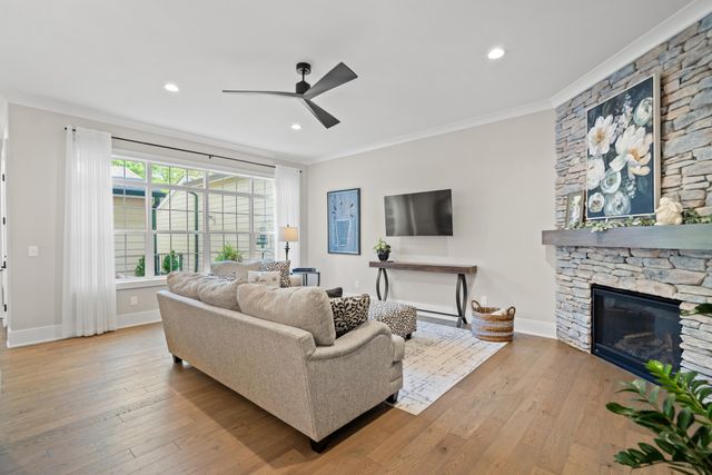 1077 Walburg Avenue, Villa Hills, KY 41017