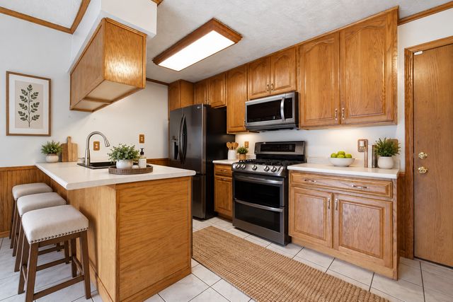 927 Shiloh Court, Joliet, IL 60431