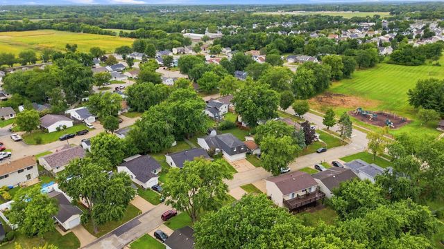 927 Shiloh Court, Joliet, IL 60431