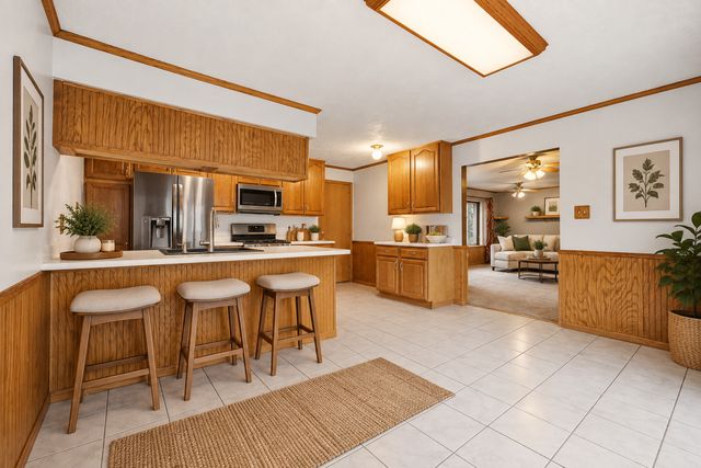 927 Shiloh Court, Joliet, IL 60431