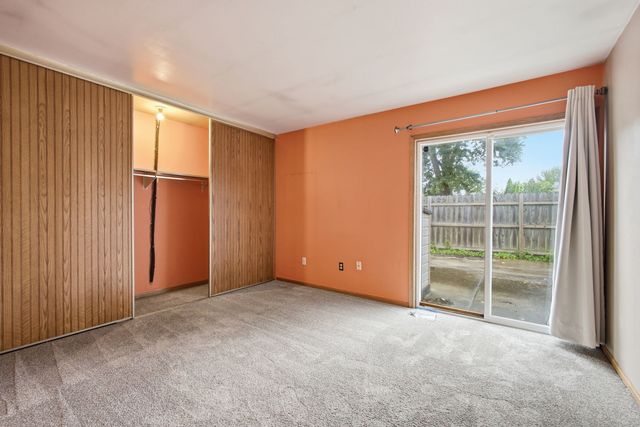 927 Shiloh Court, Joliet, IL 60431