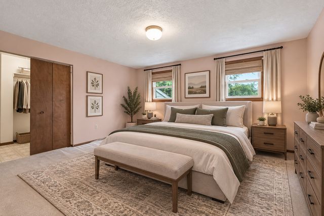 927 Shiloh Court, Joliet, IL 60431