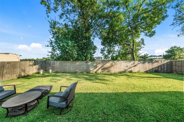 14854 Shottery Drive, Houston, TX 77015