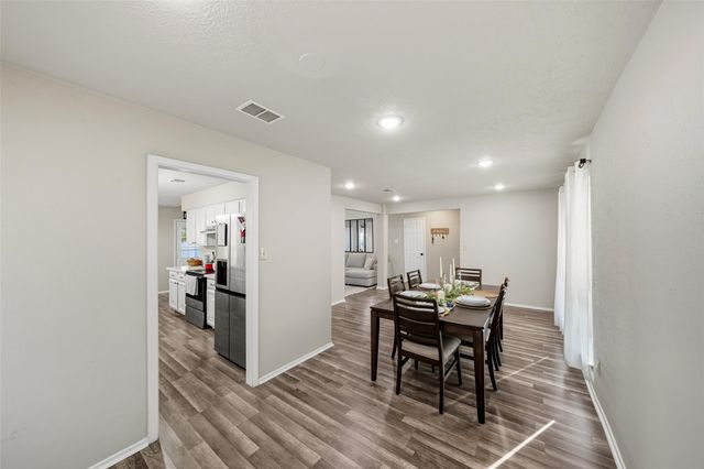 14854 Shottery Drive, Houston, TX 77015