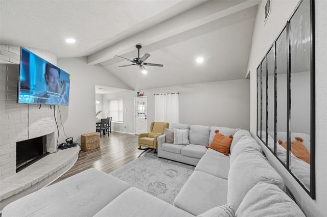 14854 Shottery Drive, Houston, TX 77015