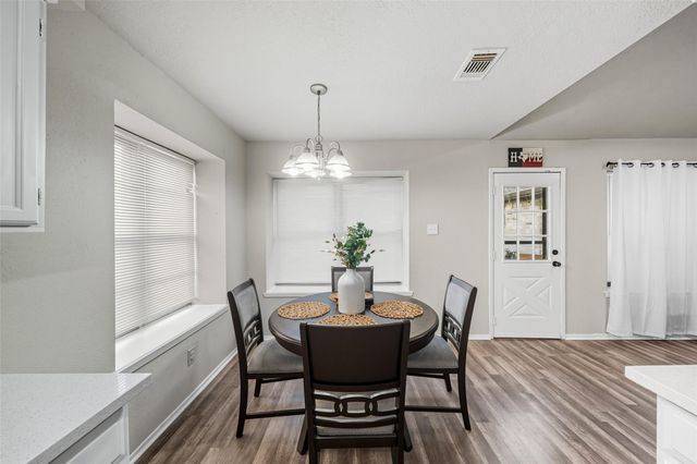 14854 Shottery Drive, Houston, TX 77015