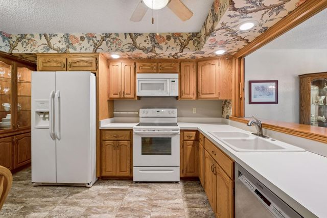 6100 Auto Club Road 316, Bloomington, MN 55438