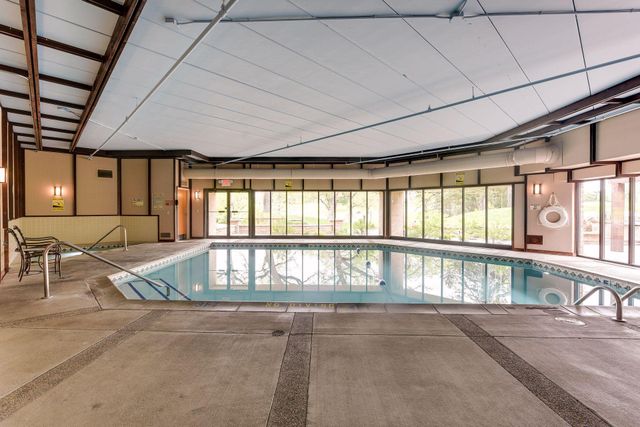 6100 Auto Club Road 316, Bloomington, MN 55438