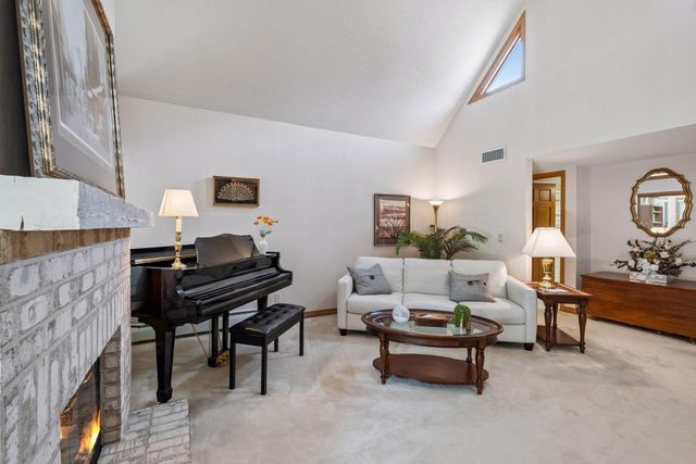 6100 Auto Club Road 316, Bloomington, MN 55438