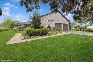 871 Hickman Lane, Woodstock, IL 60098