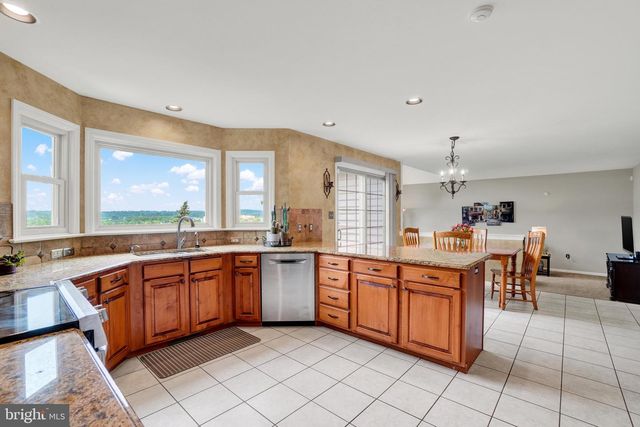 586 OWEN RD, York, PA 17403
