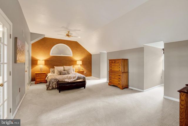 586 OWEN RD, York, PA 17403