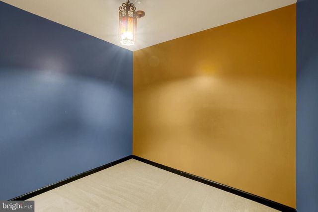 586 OWEN RD, York, PA 17403