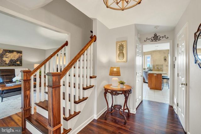 586 OWEN RD, York, PA 17403