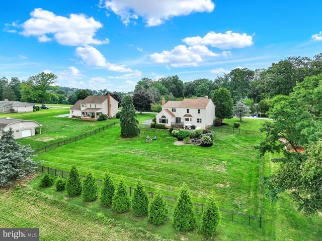 586 OWEN RD, York, PA 17403