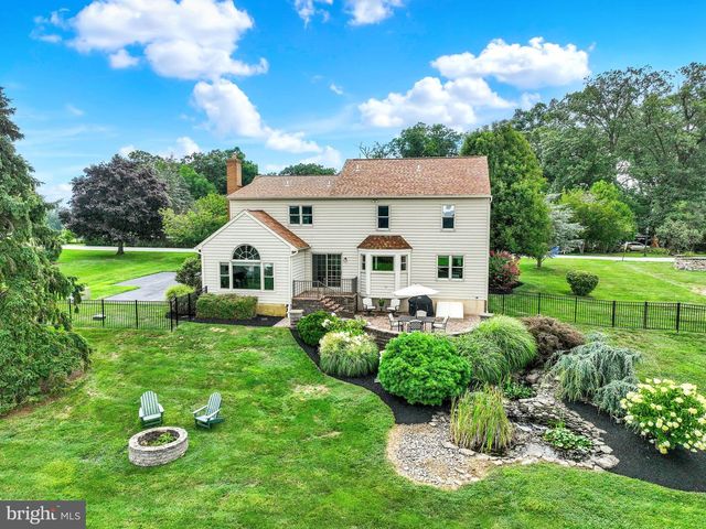 586 OWEN RD, York, PA 17403