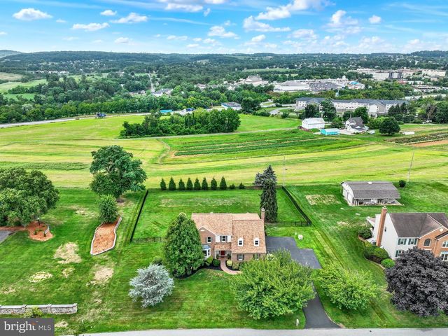 586 OWEN RD, York, PA 17403