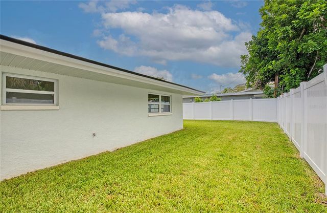 11119 CHEROKEE DRIVE, St Petersburg, FL 33708