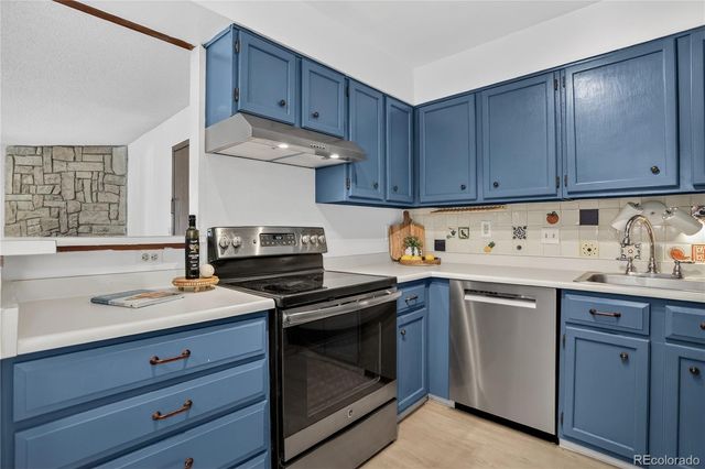 370 Zang Street 104, Lakewood, CO 80228