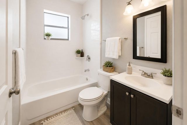 1565 W 28th Street REAR, West Palm Beach, FL 33404