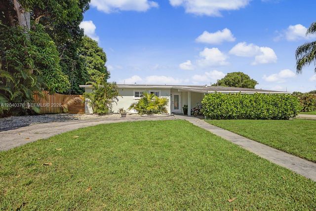 1651 SW 27th Avenue, Fort Lauderdale, FL 33312