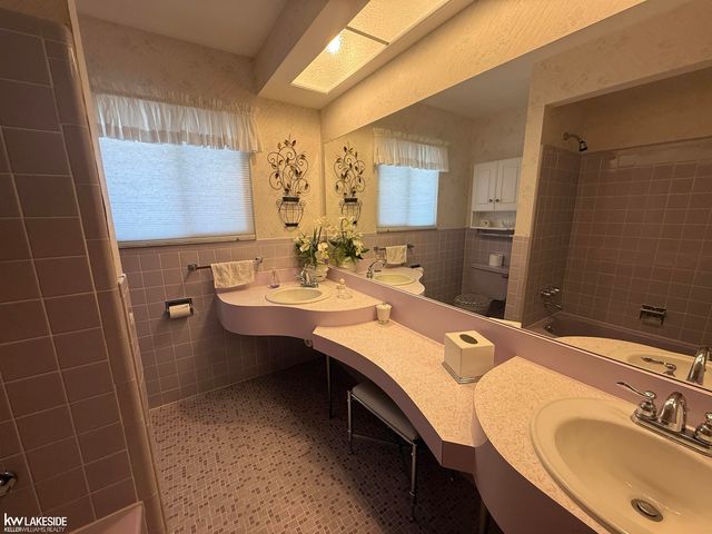 33439 Elgin Court, Sterling Heights, MI 48310
