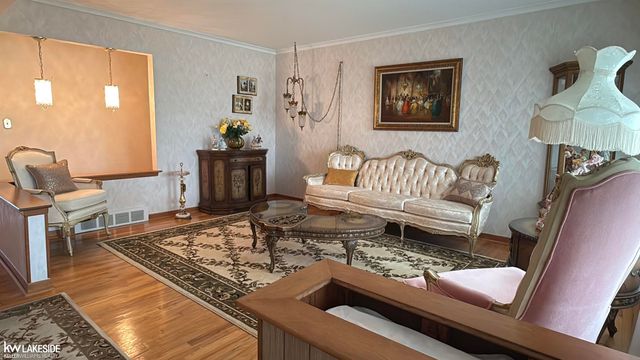 33439 Elgin Court, Sterling Heights, MI 48310