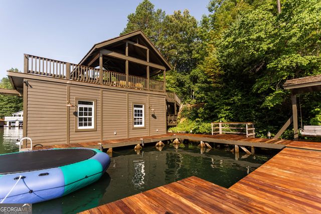 1723 E Wildcat Road, Clarkesville, GA 30523