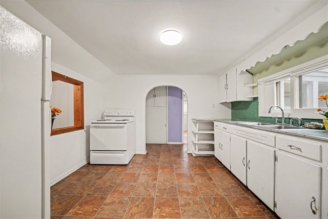 614 S Jefferson Street, Sturgis, MI 49091